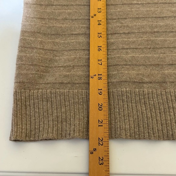 Revolve Leo & Sage Sweater Womens Extra Small Tan Cashmere Striped Soft Comfy - Picture 10 of 11